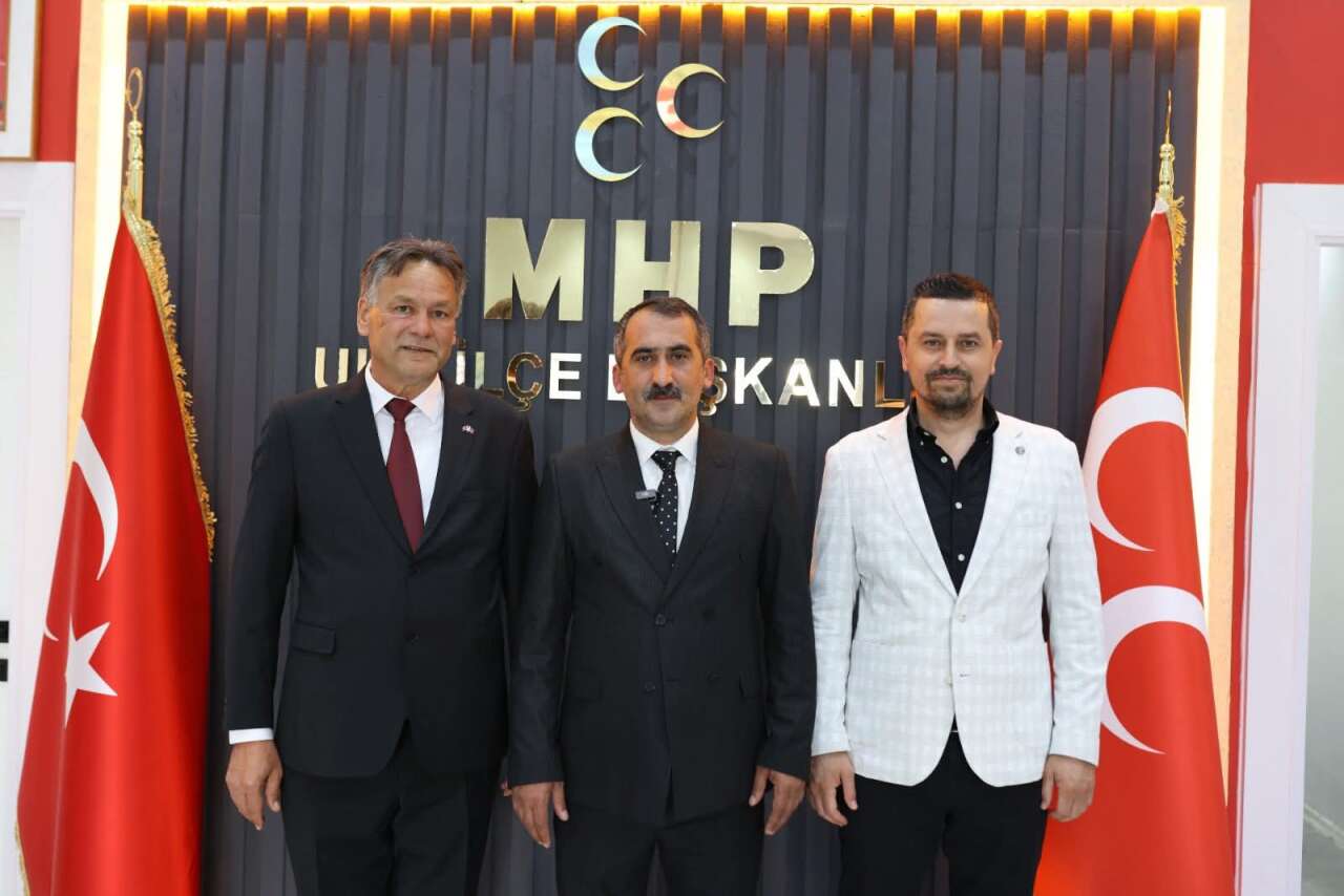 Ula İlçe Başkanlığı’nda Devir Teslim: MHP’den “Birlikte Başaracağız” Mesajı 3
